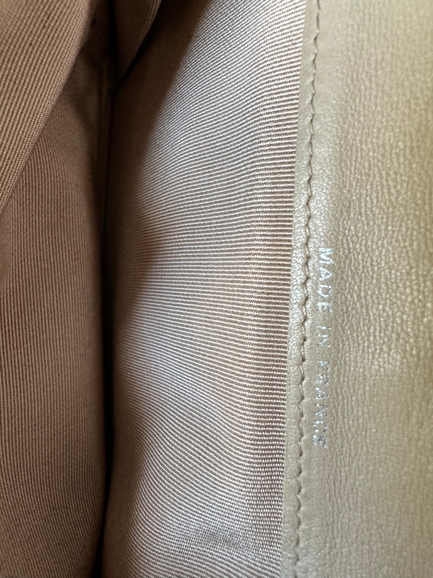 Chanel wallet (free shipping)