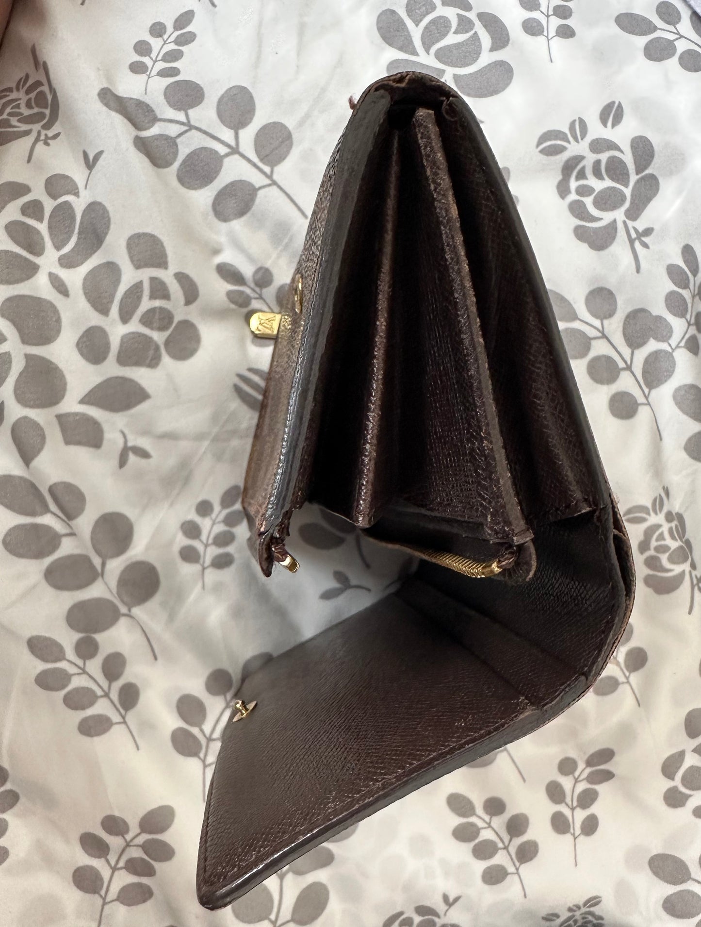 Louis Vuitton Tressor wallet