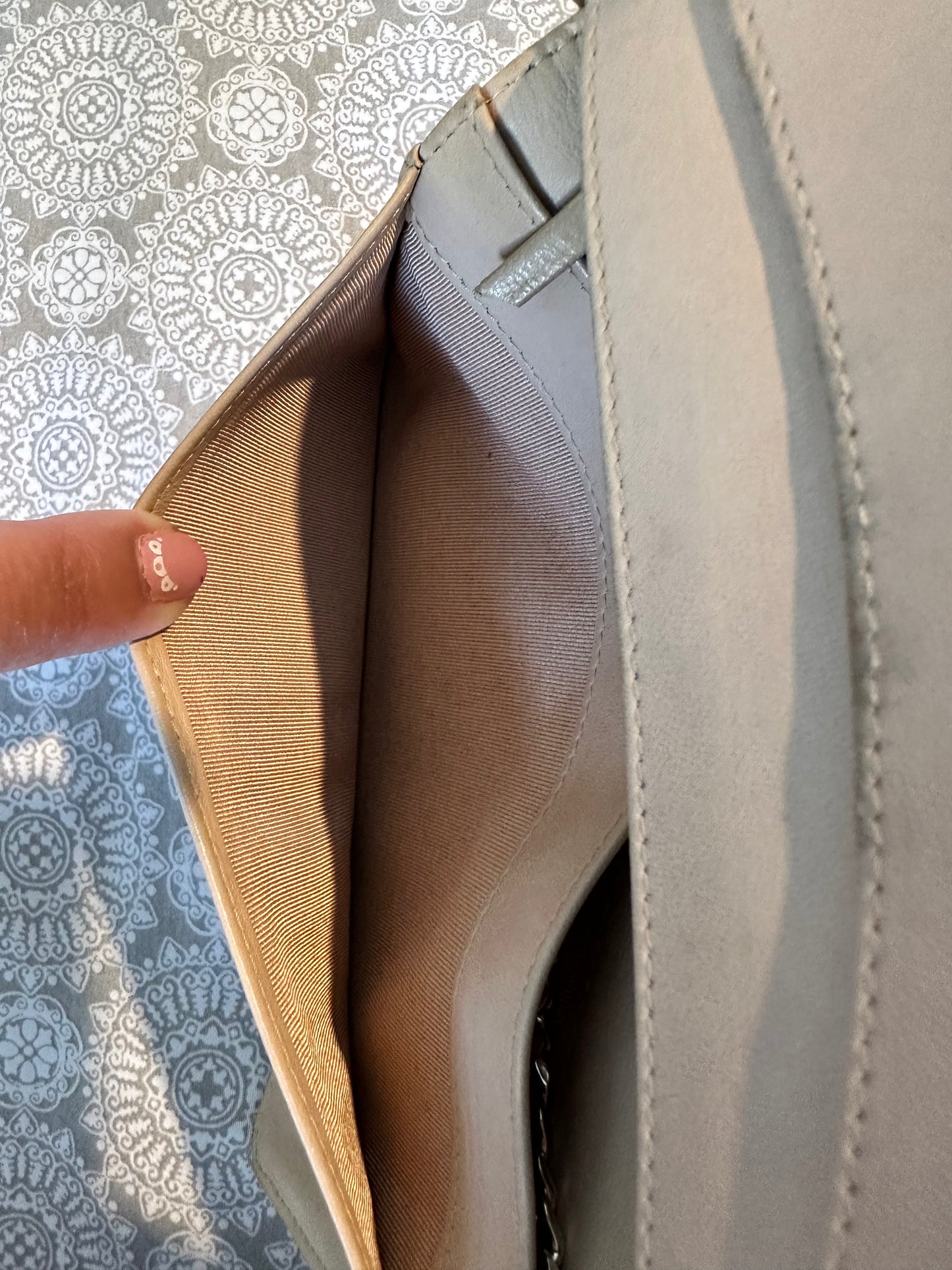 Chanel wallet (free shipping)