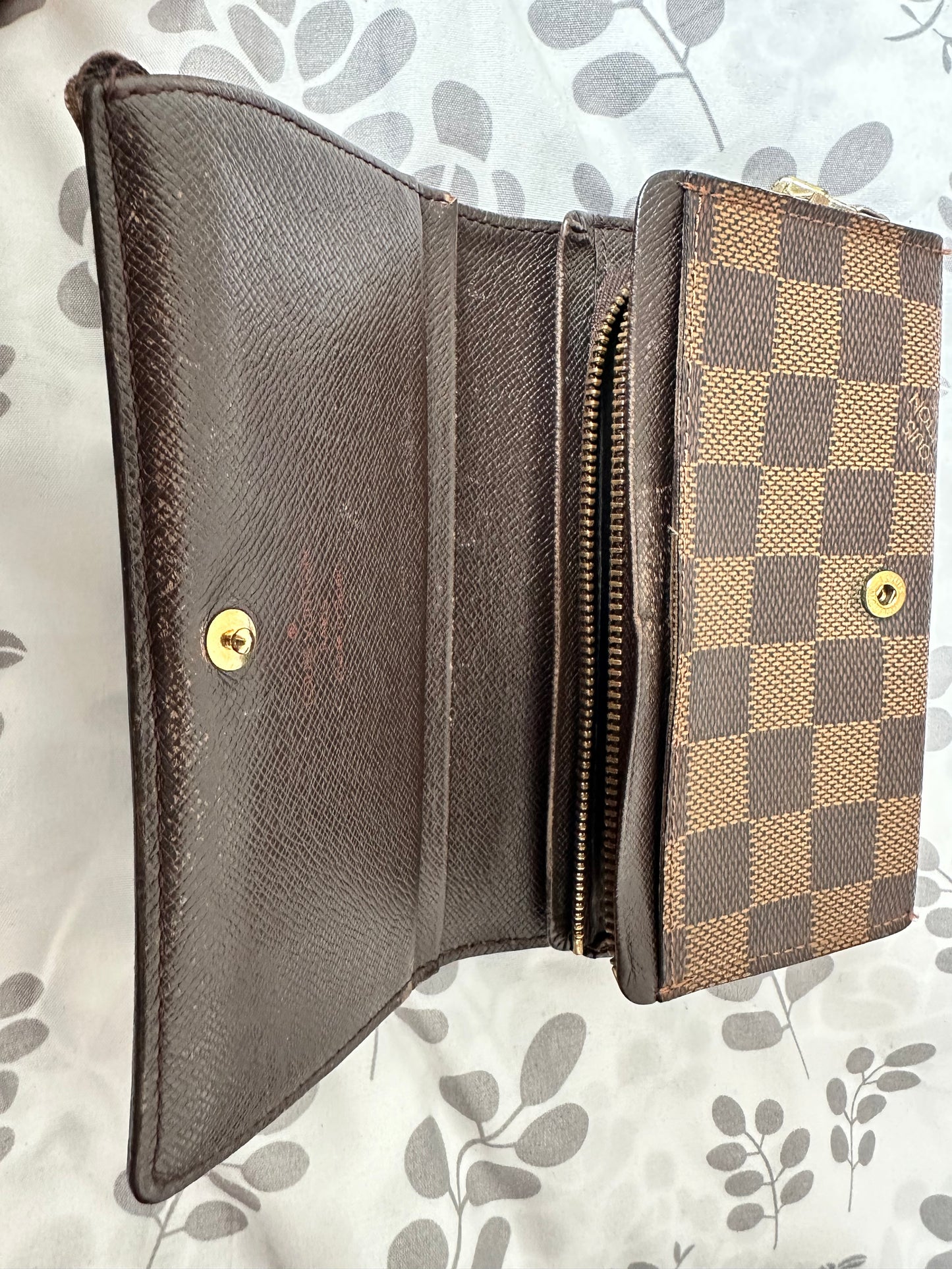 Louis Vuitton Tressor wallet