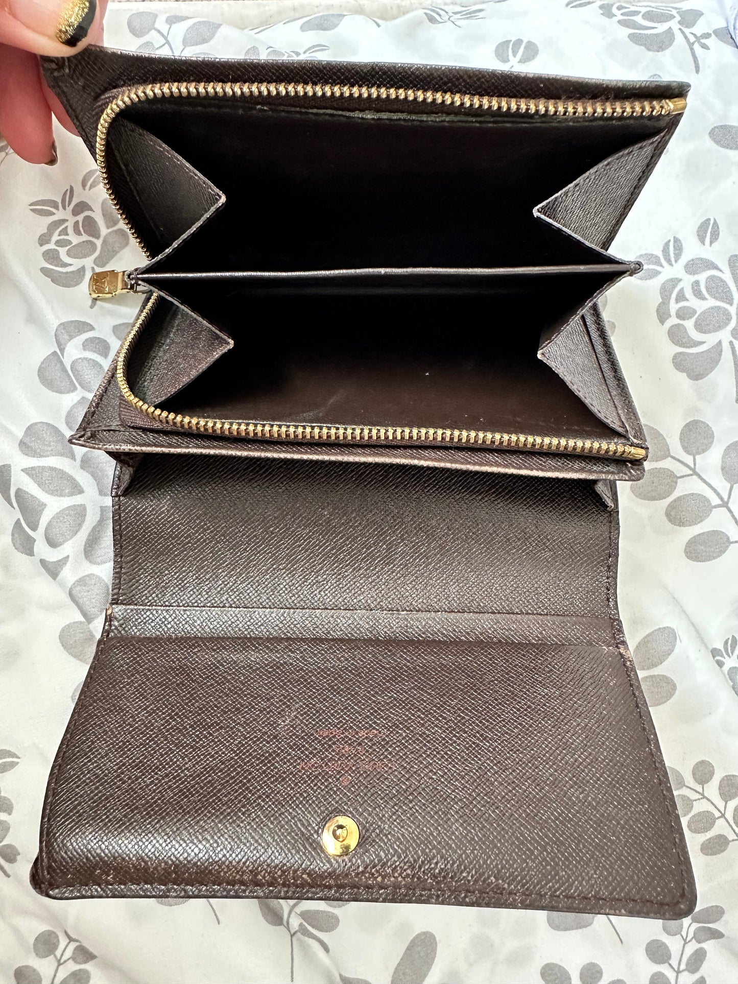 Louis Vuitton Tressor wallet